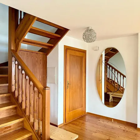 Apartman 3br - Mountain View, Balcony And Parking