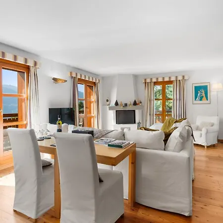 Apartman 3br - Mountain View, Balcony And Parking